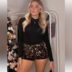 Tally Weijl Euro brand Black cotton blend gold sequins cut off shorts Size 38